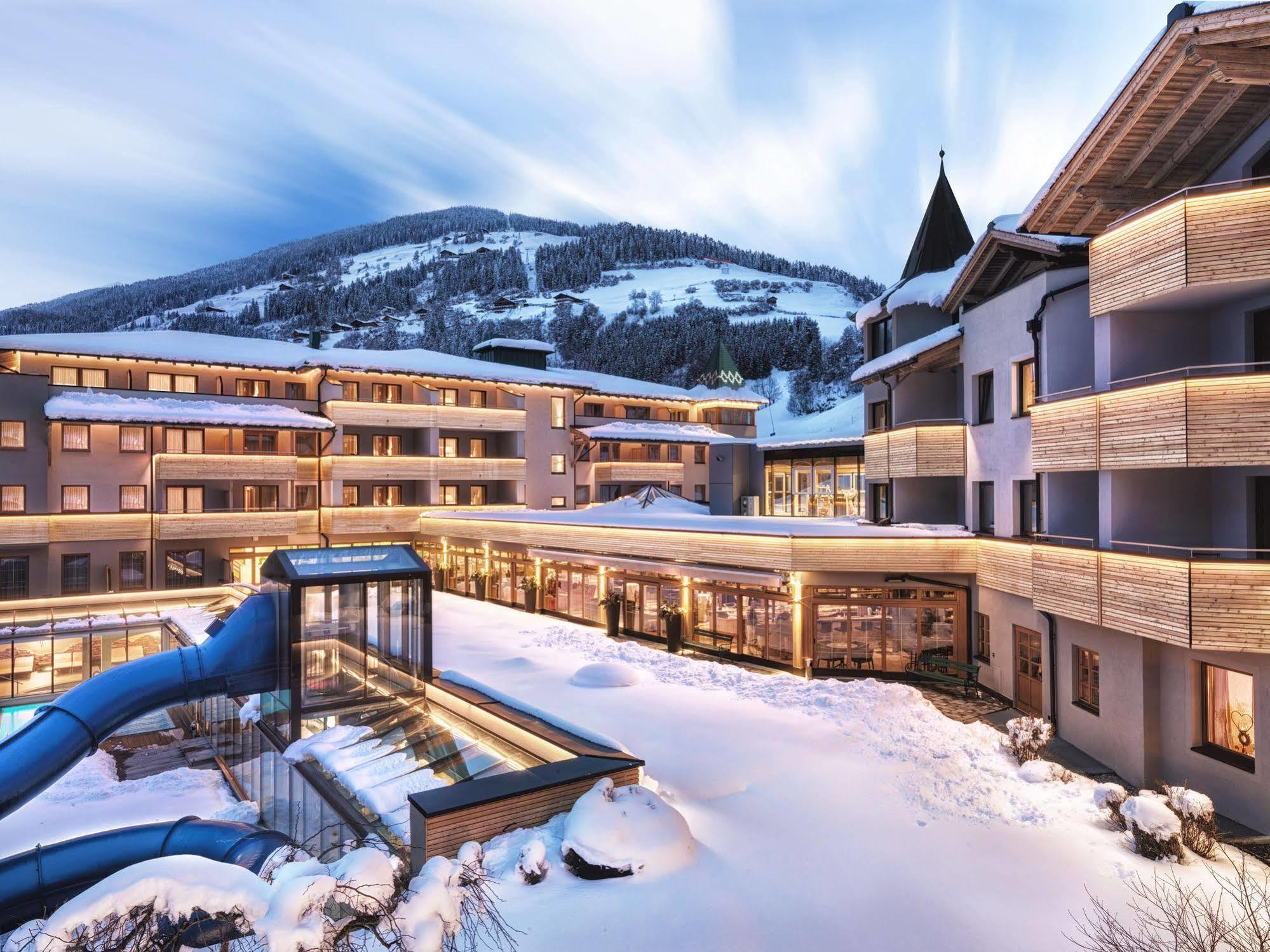 Dolomiten Residenz - Sporthotel סיליאן מראה חיצוני תמונה